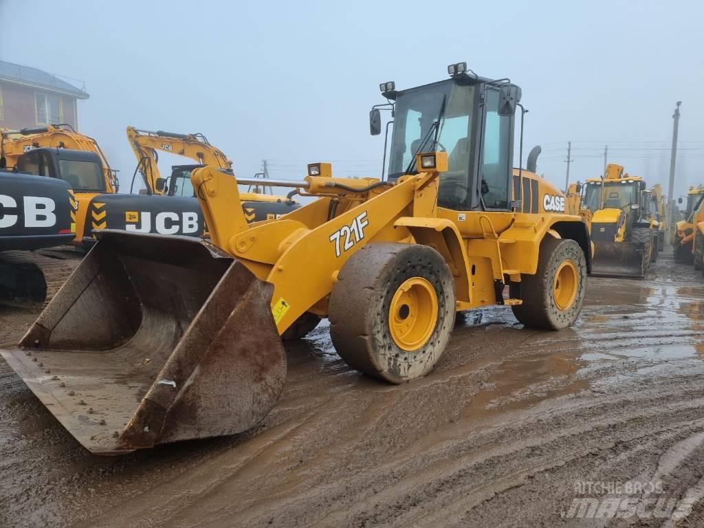 CASE 721 F Wielladers