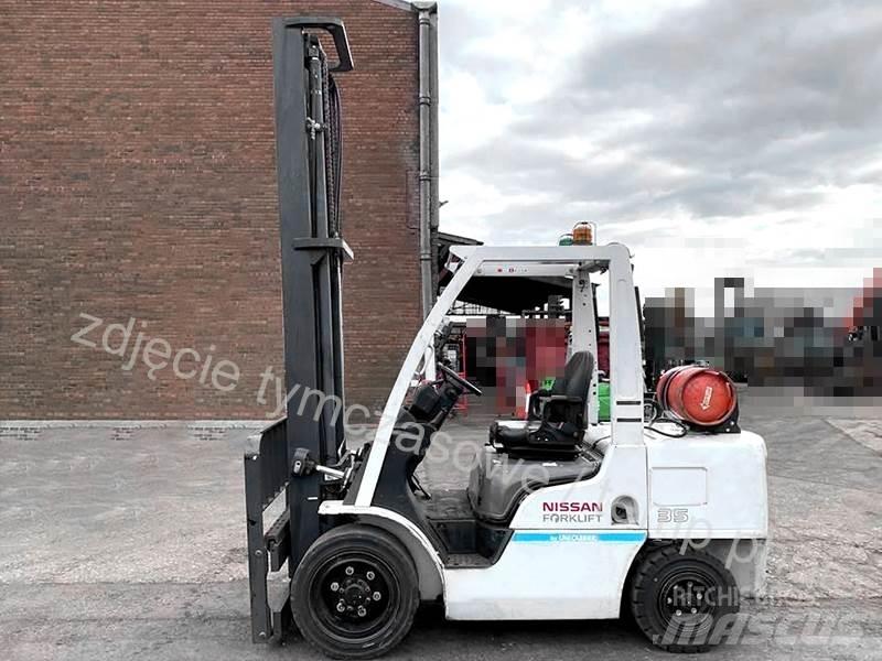 Nissan UG1F2A35DU LPG heftrucks