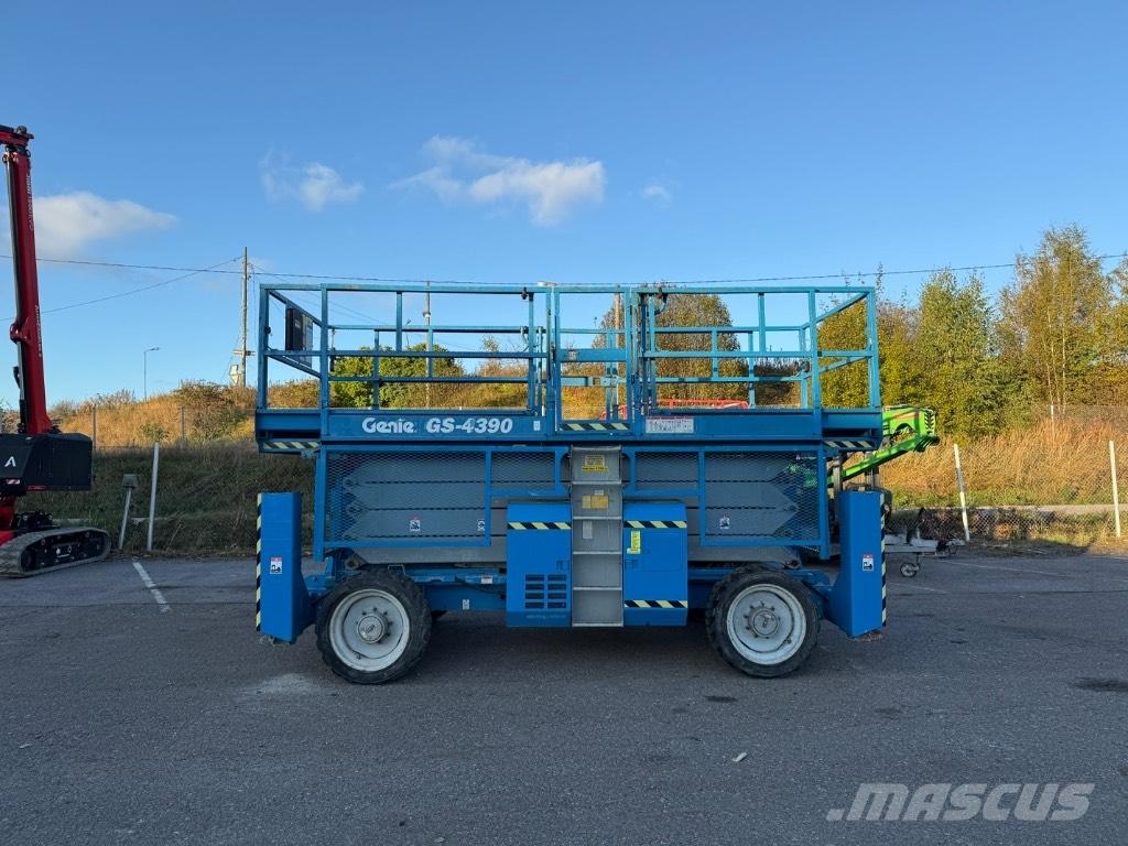 Genie GS 4390 Schaarhoogwerkers