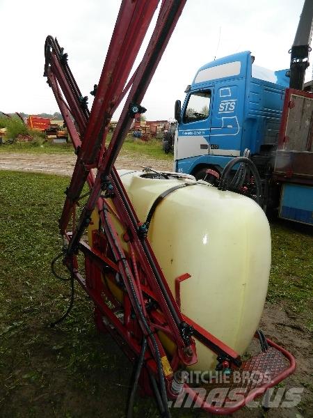 Hardi 900 Getrokken spuitmachines