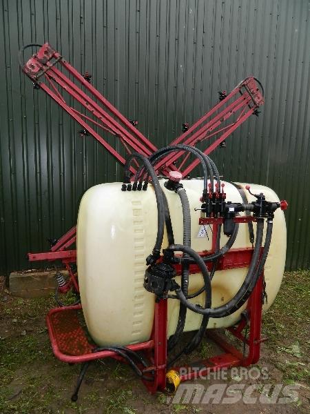 Hardi 900 Getrokken spuitmachines