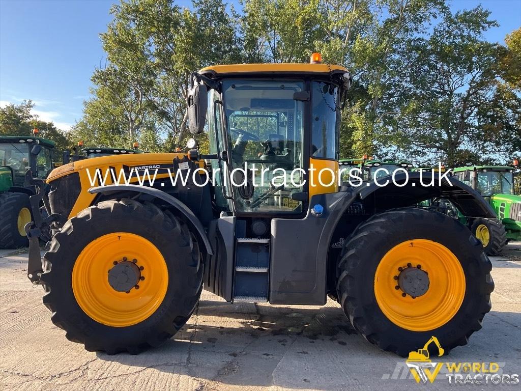 JCB Fastrac 4220 Tractoren