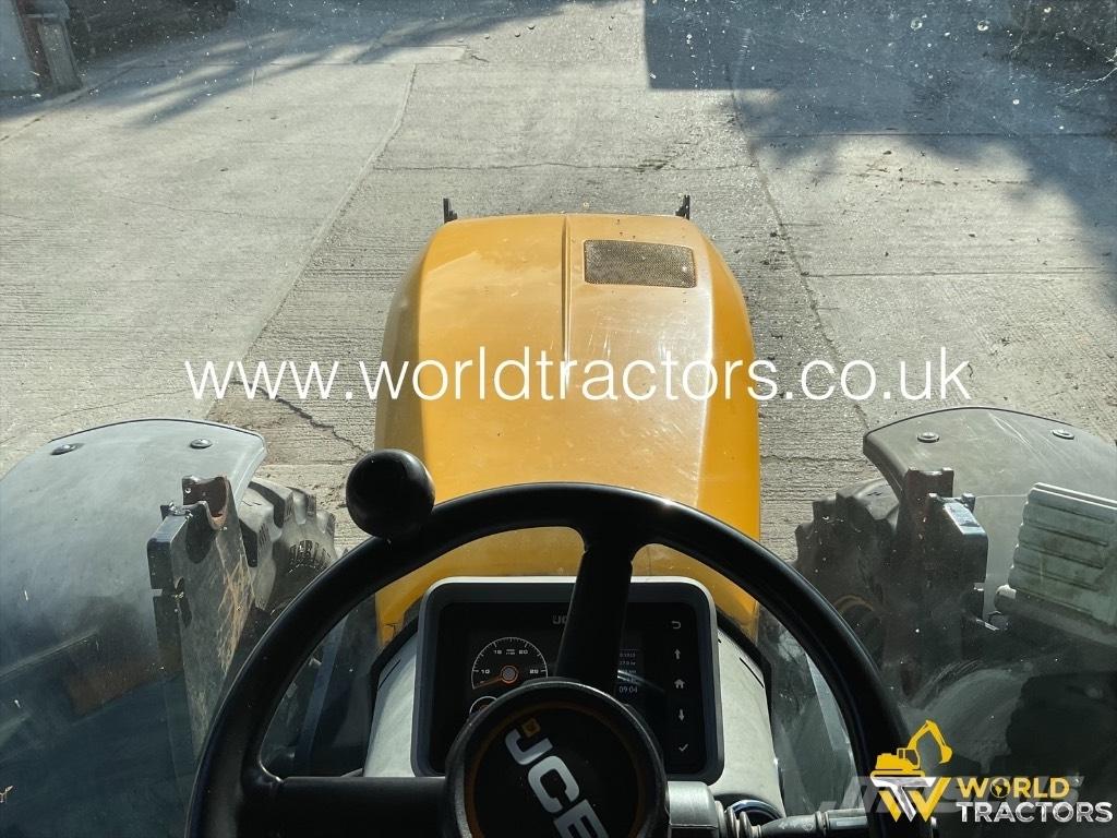 JCB Fastrac 4220 Tractoren