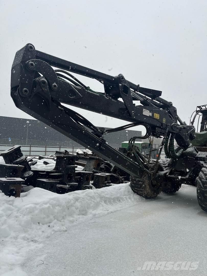John Deere 1270G Harvesters