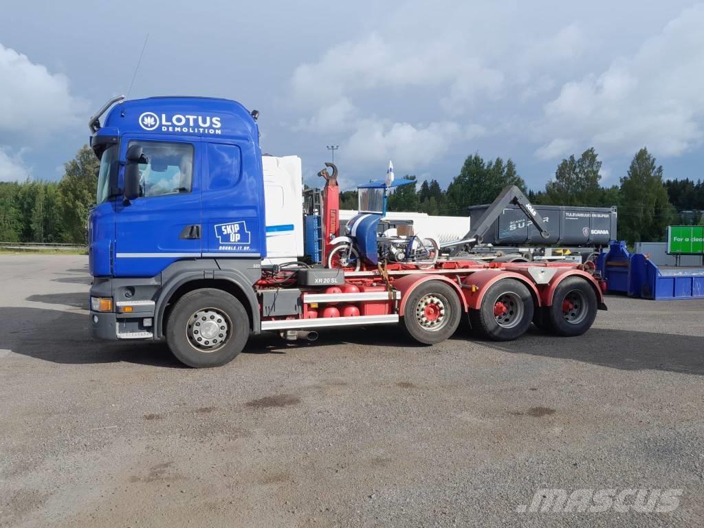 Scania R 560 8x4 Trekkers