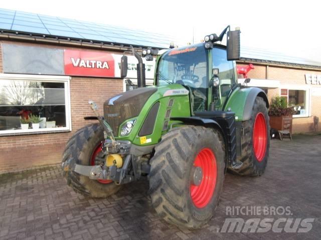 Fendt 718 S4 Tractoren