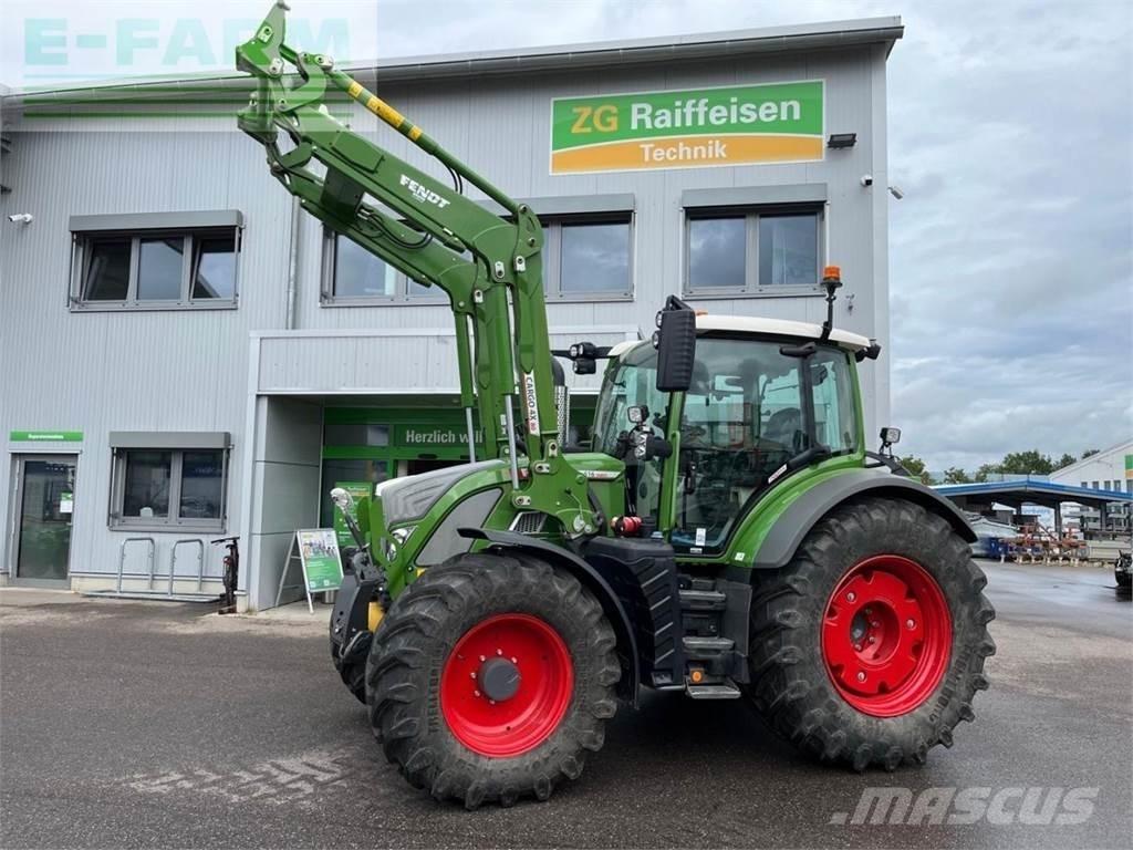 Fendt 516 Vario Tractoren