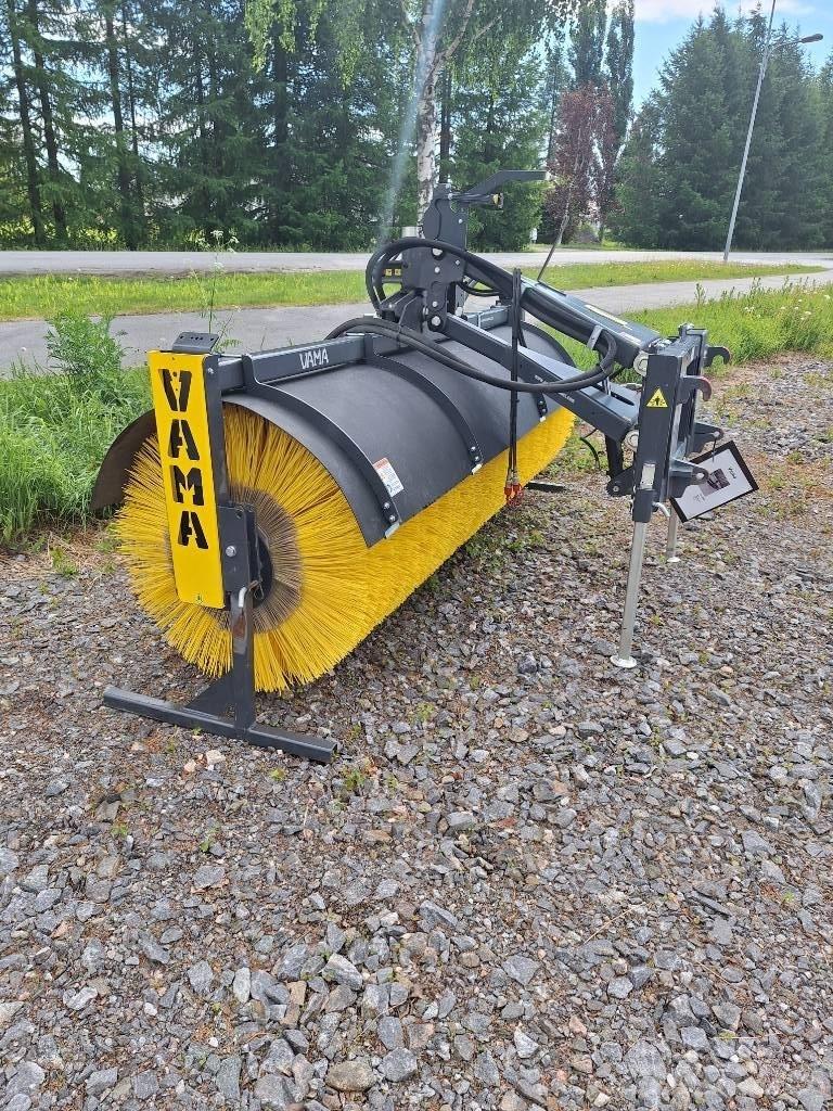 Vama EHA 3000 Veegmachines