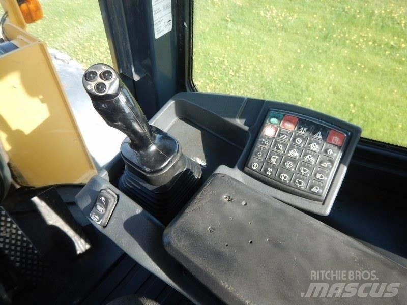 John Deere 624K Wielladers