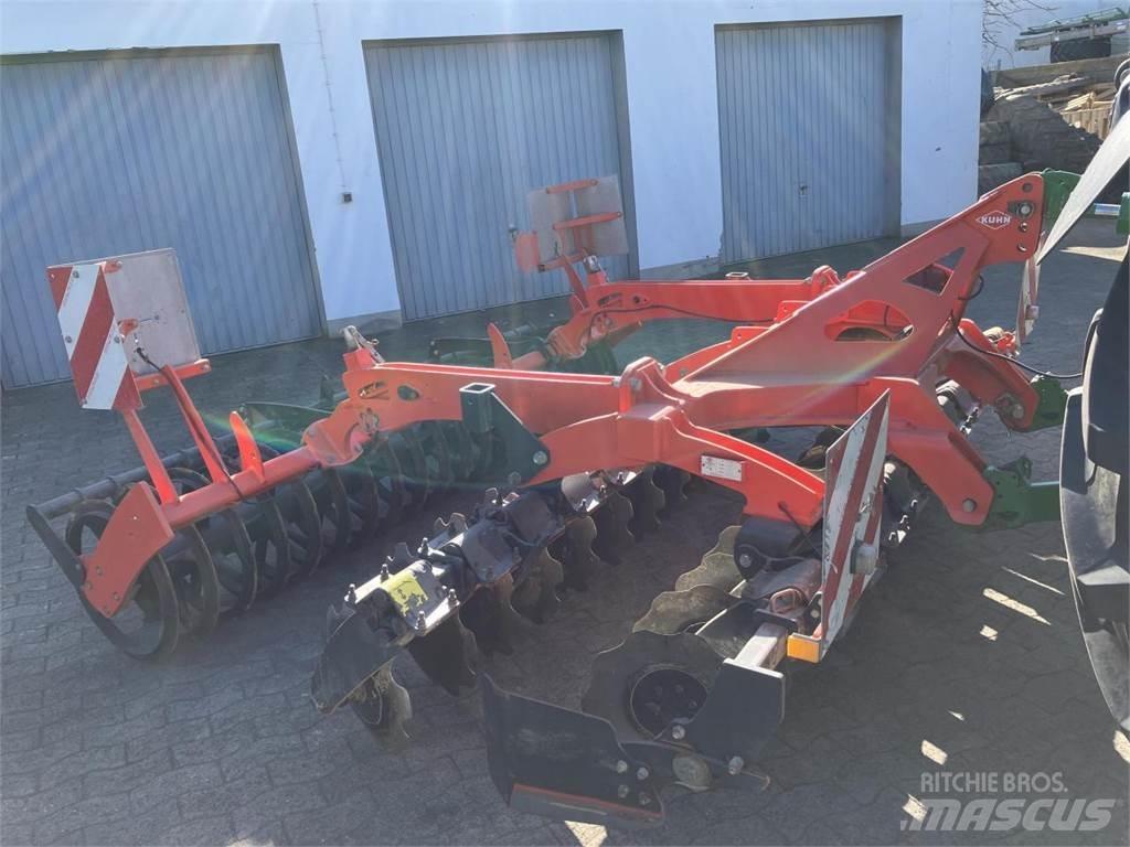 Kuhn 303 Schijveneggen