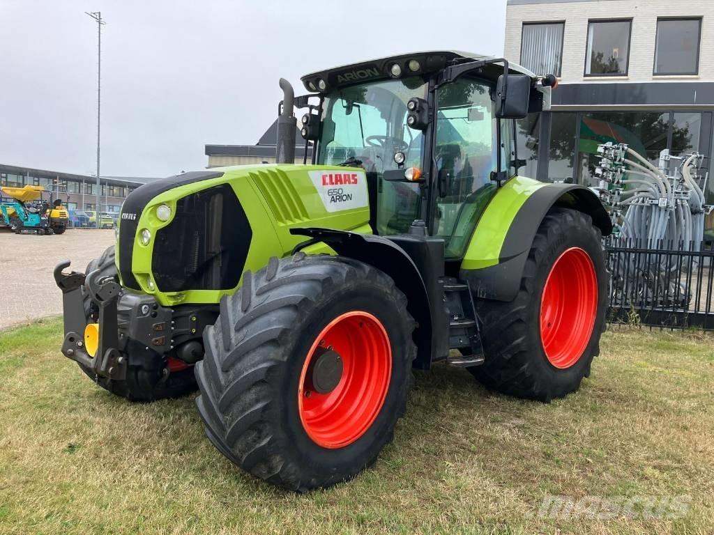 CLAAS Arion 650 CIS Tractoren