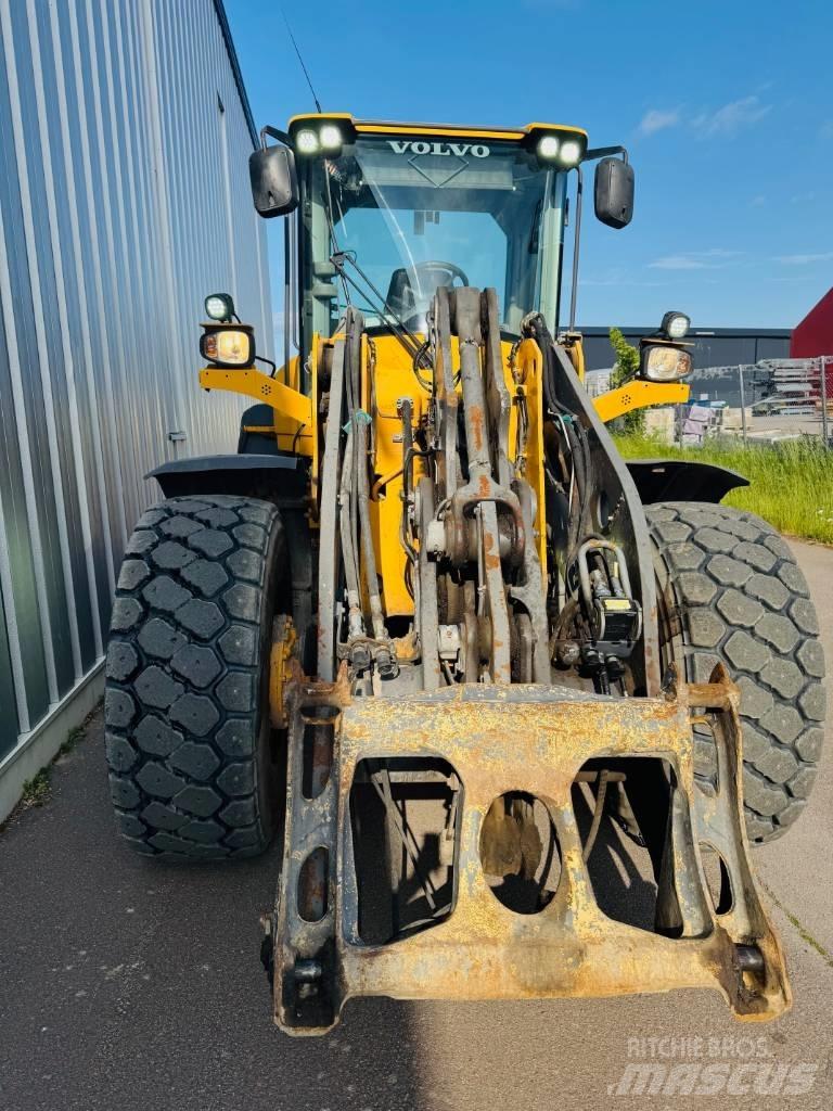 Volvo L 90 G Wielladers