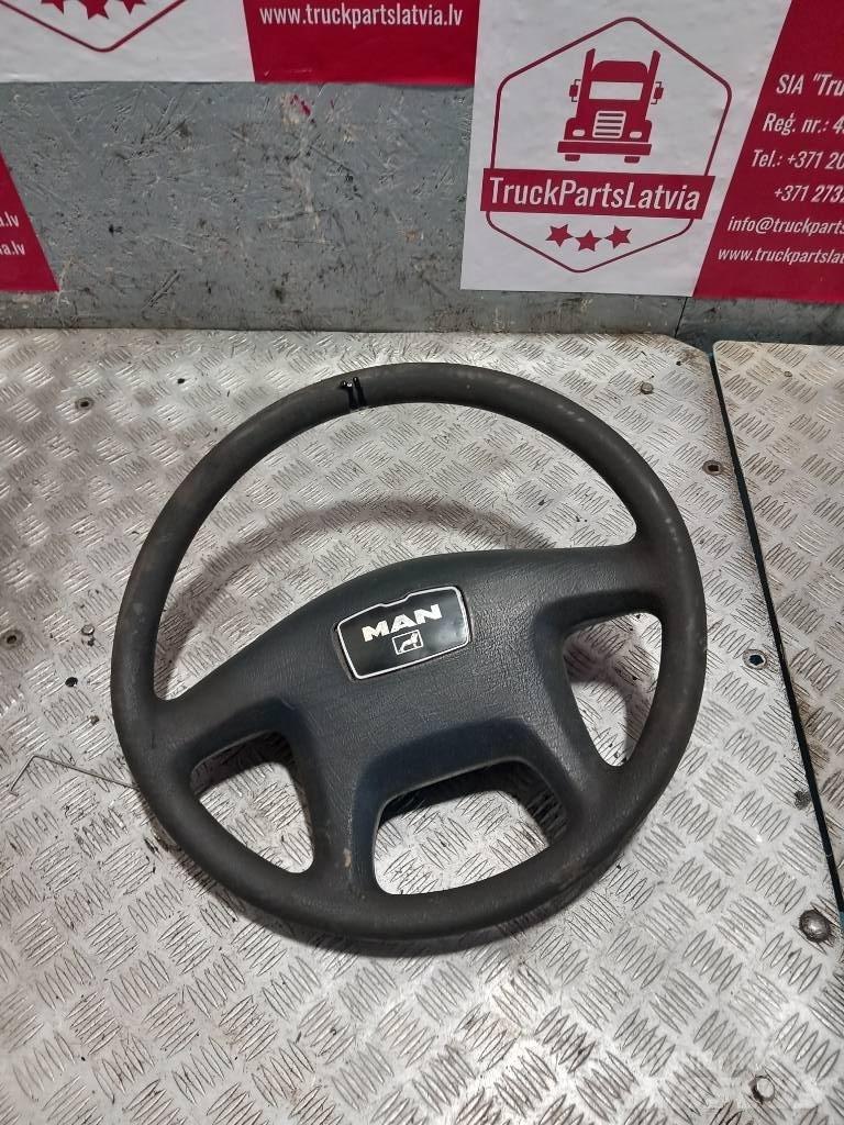 MAN TGM 81464300086 Cabine en interieur