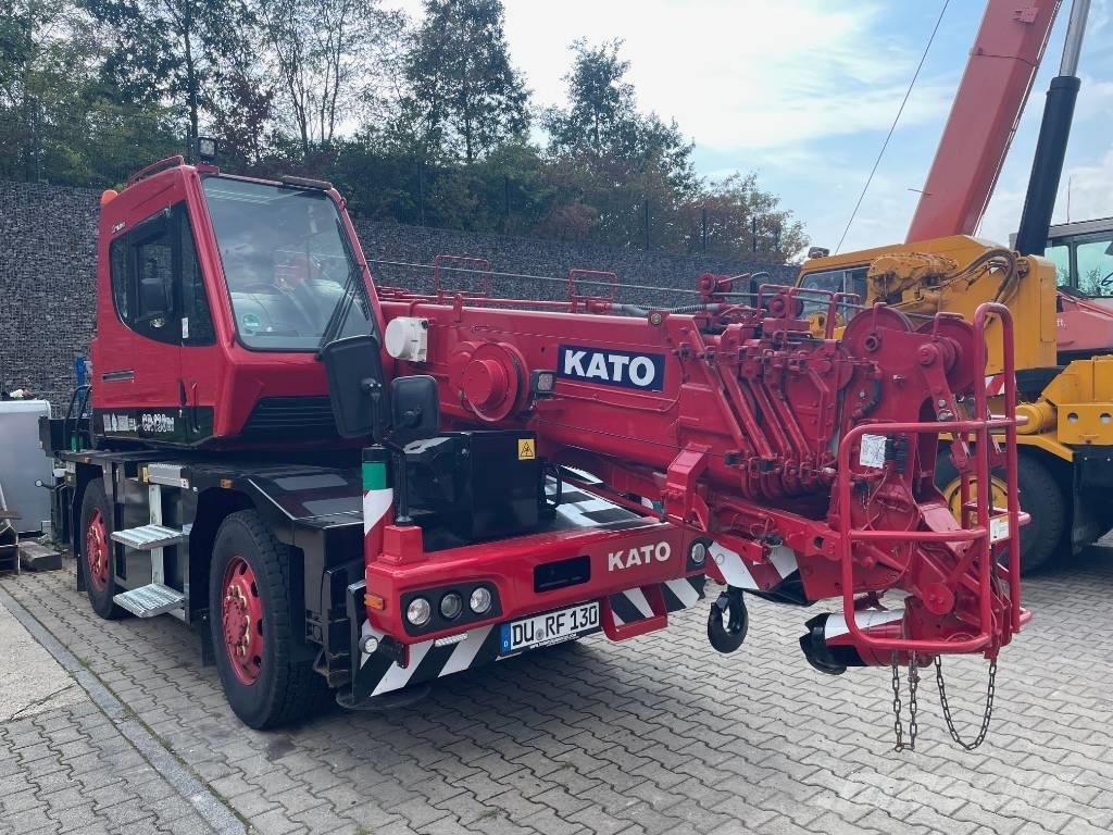 Kato CR-130Rf Ruwterrein kranen