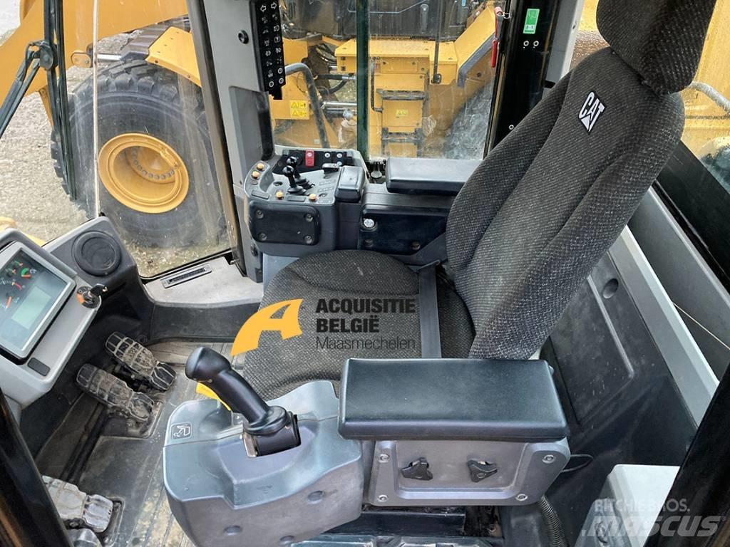 CAT 966M Wielladers