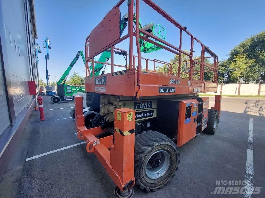 JLG 330 LRT Schaarhoogwerkers