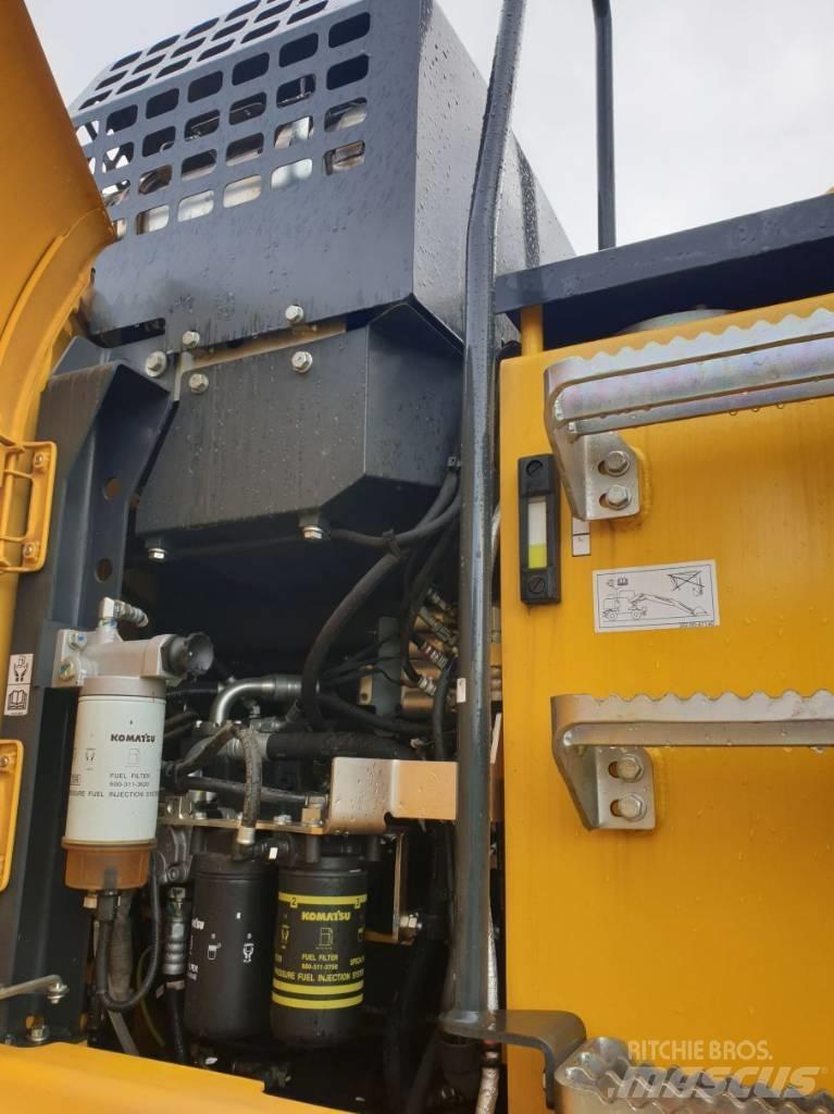 Komatsu PW148-11EO Wielgraafmachines
