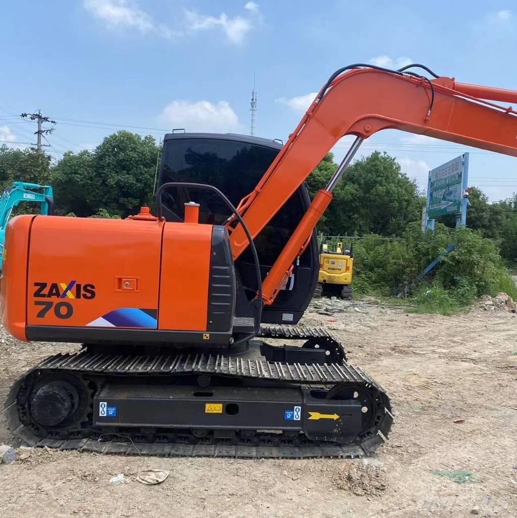 Hitachi ZX 70 Rupsgraafmachines