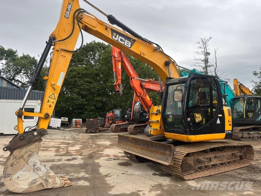 JCB JZ140 with blade Rupsgraafmachines