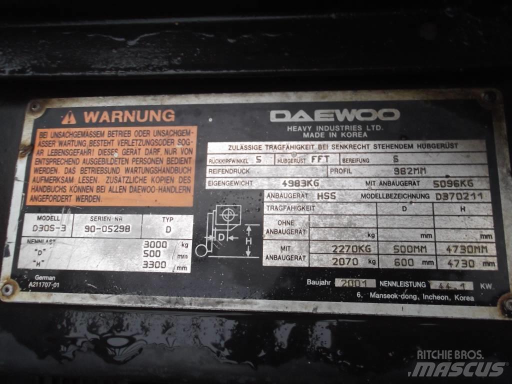 Daewoo D30S3 V-2372 Diesel heftrucks
