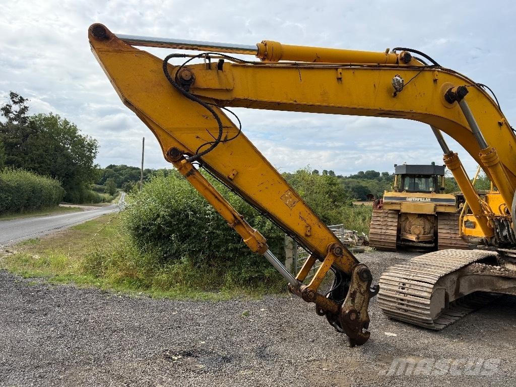 JCB JS 240 LC Rupsgraafmachines