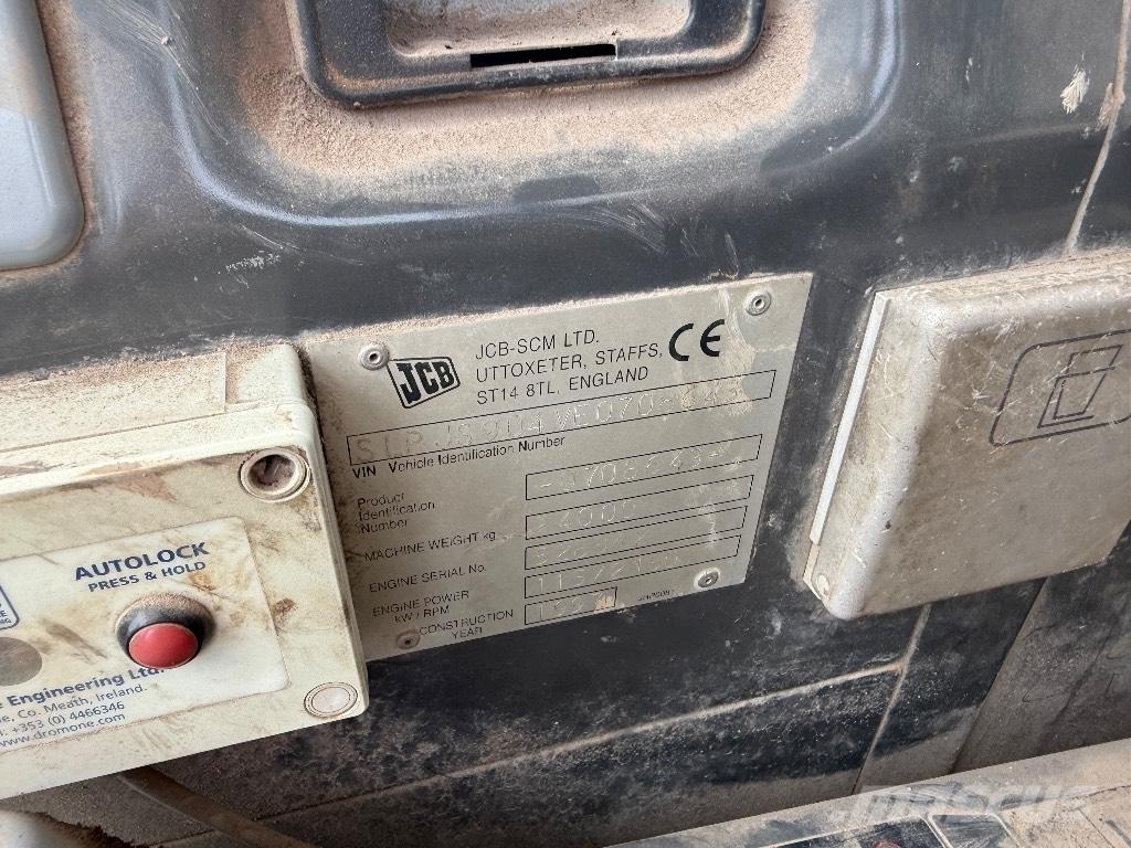 JCB JS 240 LC Rupsgraafmachines