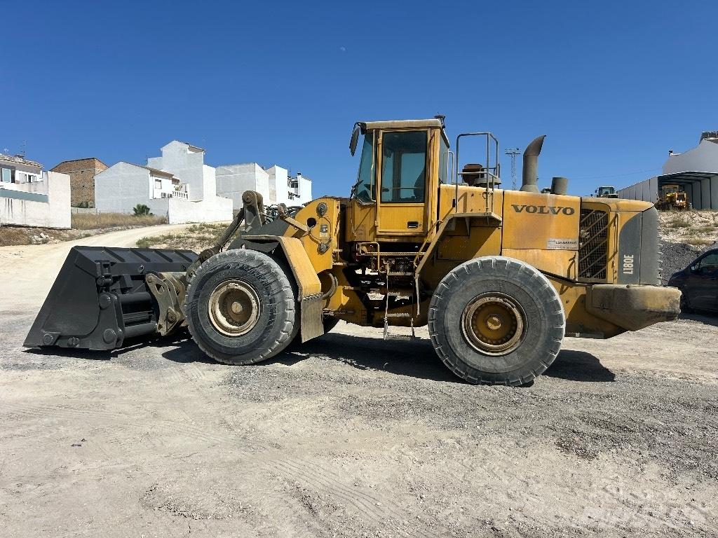 Volvo L 180 E Wielladers