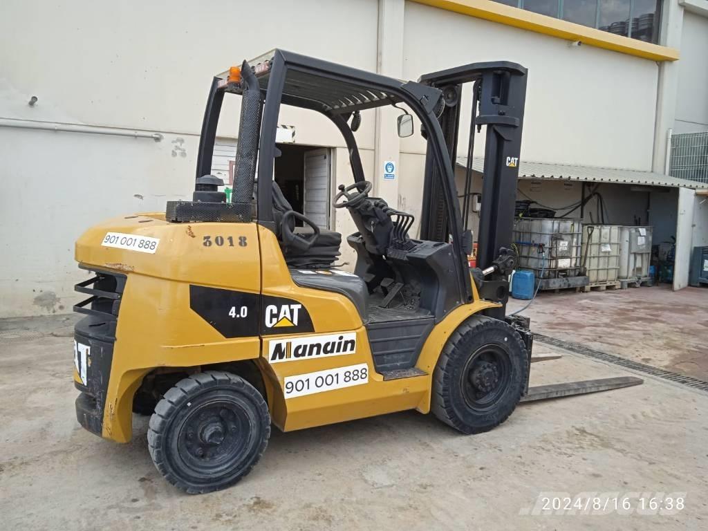 CAT DP 40 Diesel heftrucks