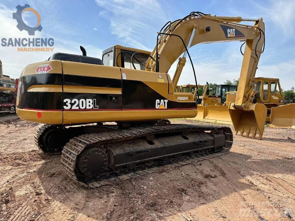 CAT 320 B Rupsgraafmachines