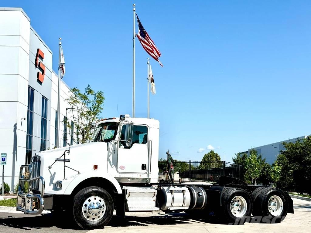 Kenworth T 800 Trekkers