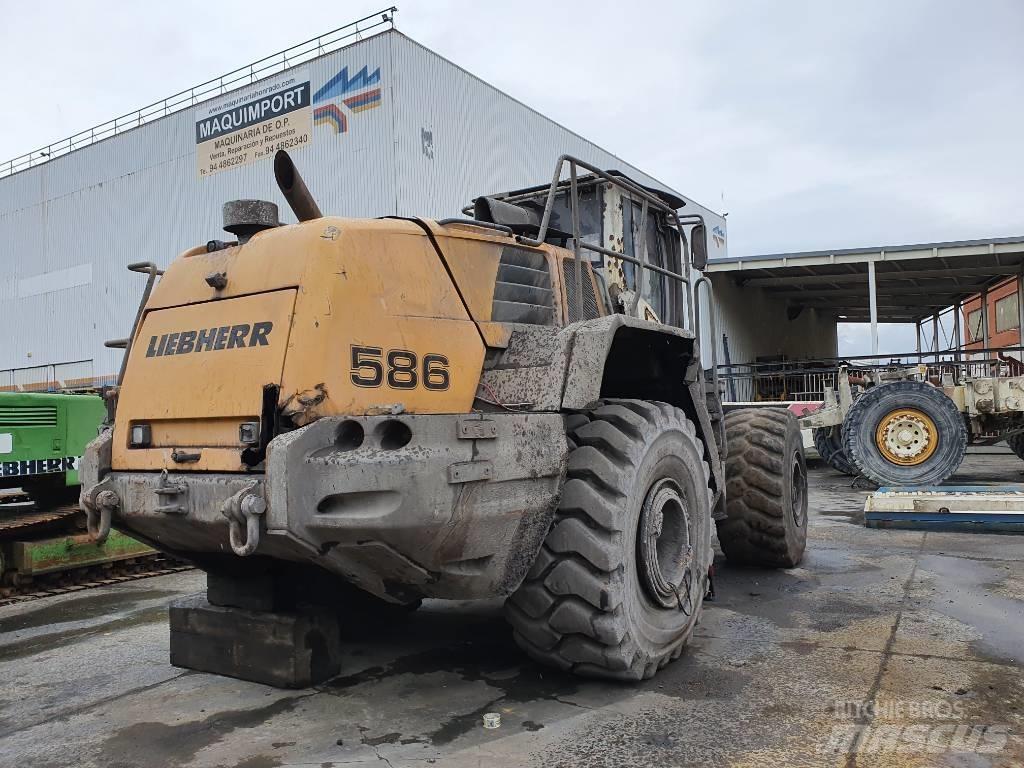 Liebherr L 586 Wielladers