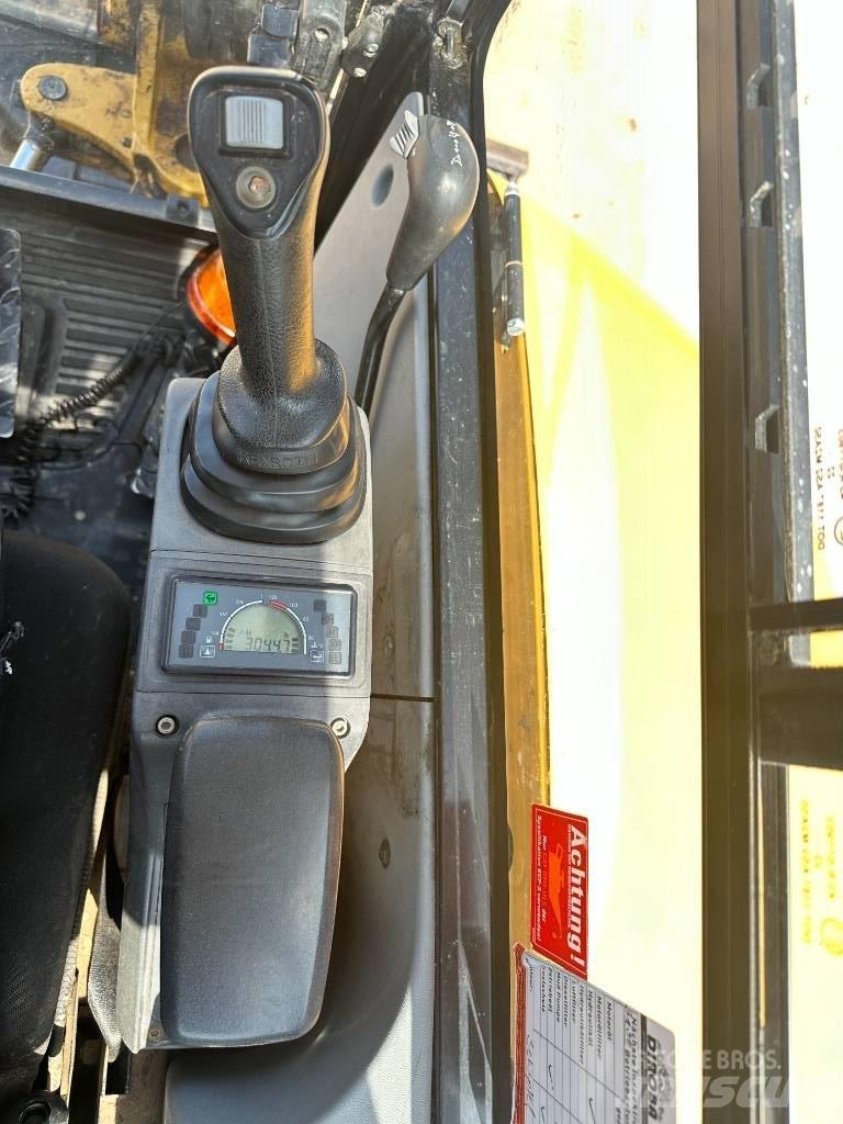 CAT 302.7 D CR Minigraafmachines < 7t