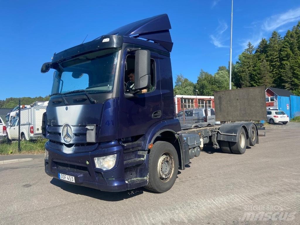 Mercedes-Benz Antos Chassis met cabine