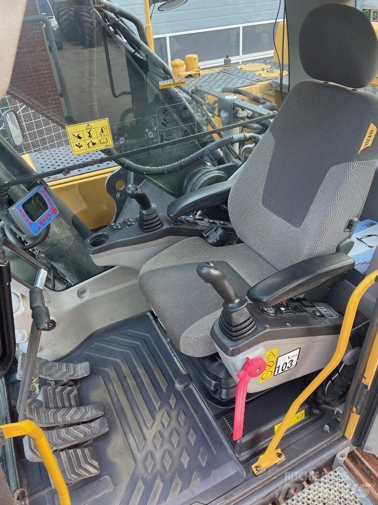 Volvo EC250DL Rupsgraafmachines