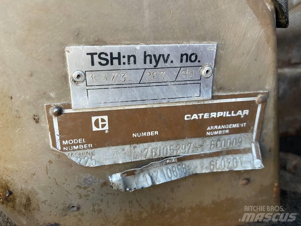 CAT 225 Rupsgraafmachines