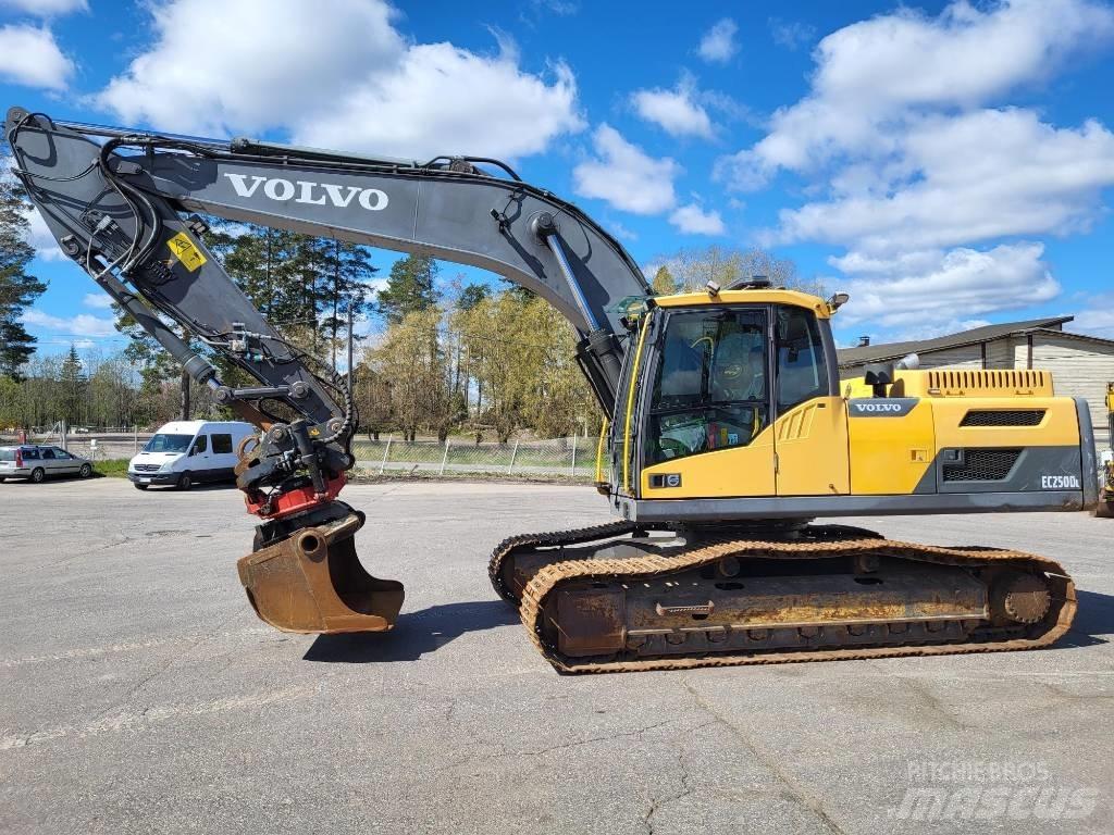 Volvo EC 250 D L Rupsgraafmachines