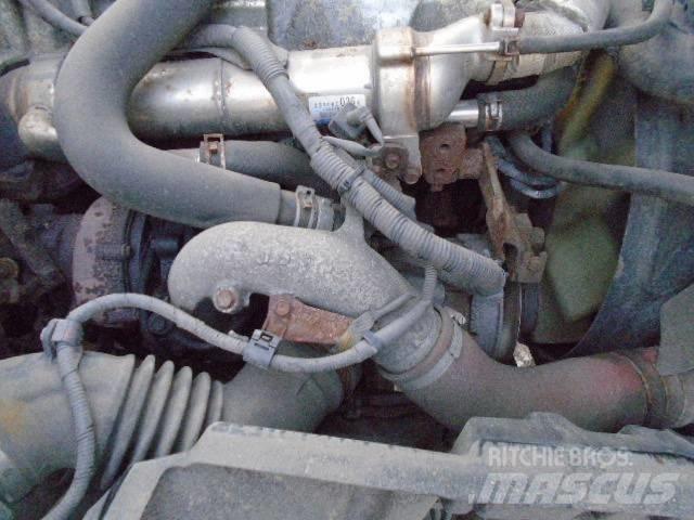 Hino 195 Gesloten bedrijfswagens