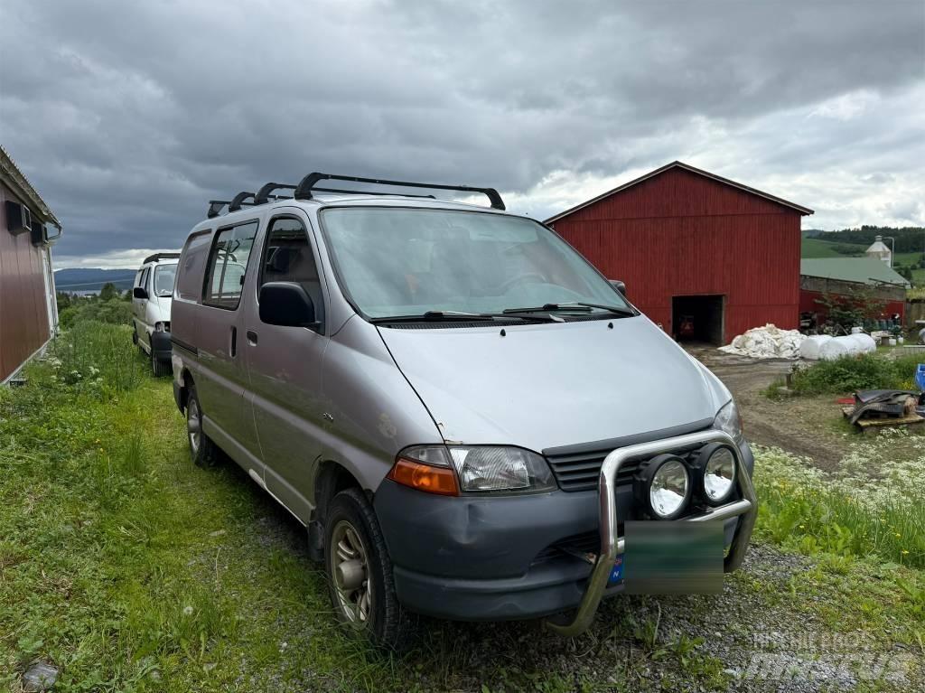 Toyota Hiace 4x4 Gesloten bedrijfswagens