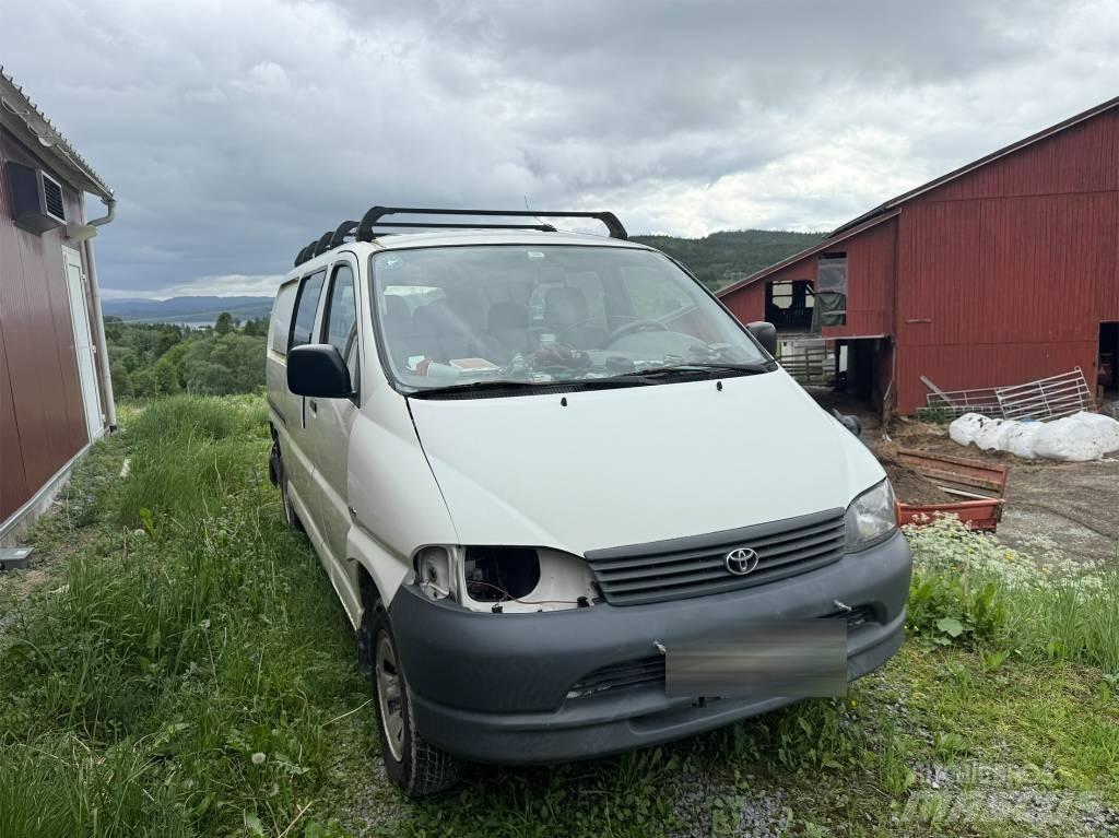 Toyota Hiace 4x4 Gesloten bedrijfswagens