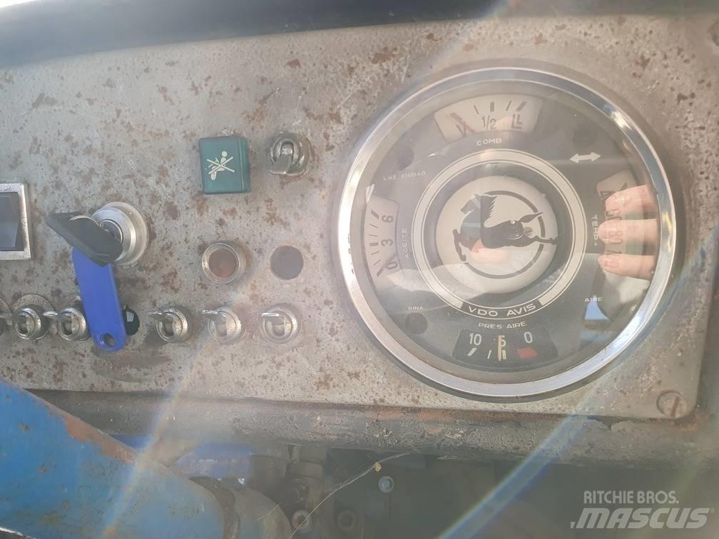 Pegaso COMET 1090 Chassis met cabine