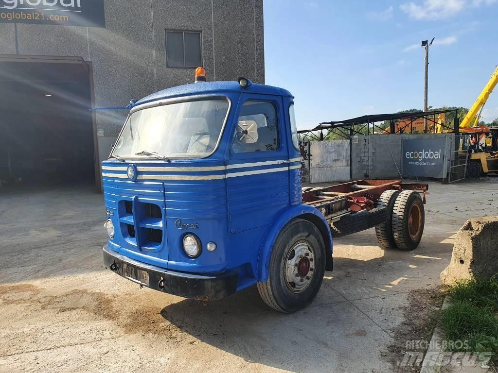 Pegaso COMET 1090 Chassis met cabine