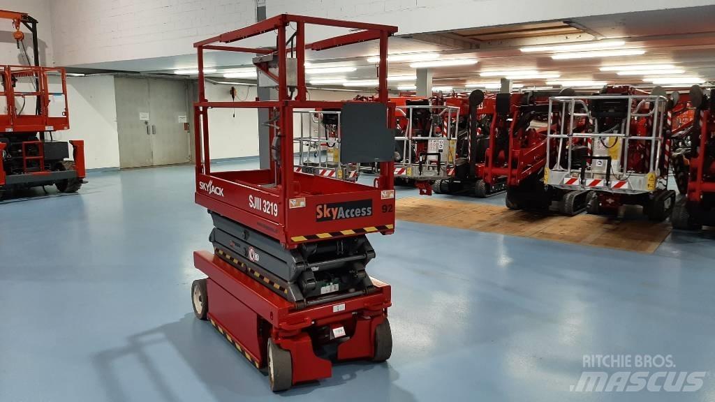 SkyJack SJIII 3219 Schaarhoogwerkers