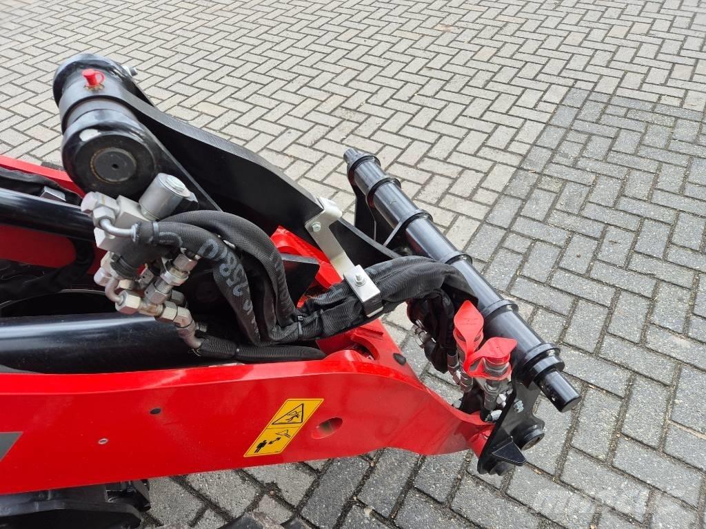 Manitou MLA 3-25 H Miniladers