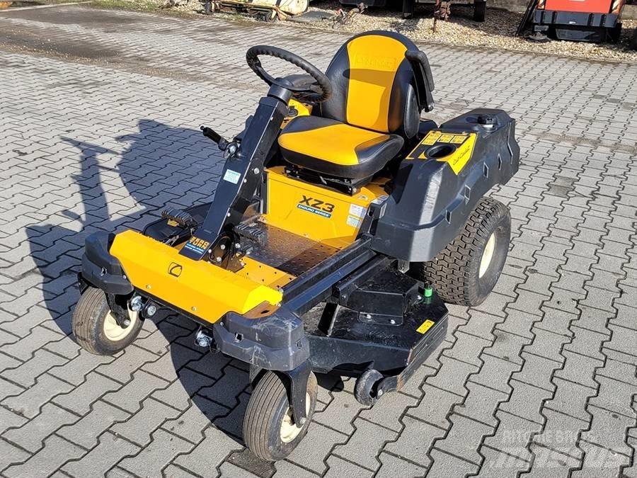 Cub Cadet ZX3 122 Rijmaaiers