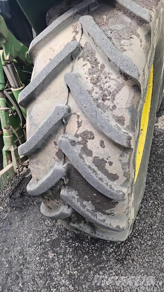 John Deere 6910 Tractoren