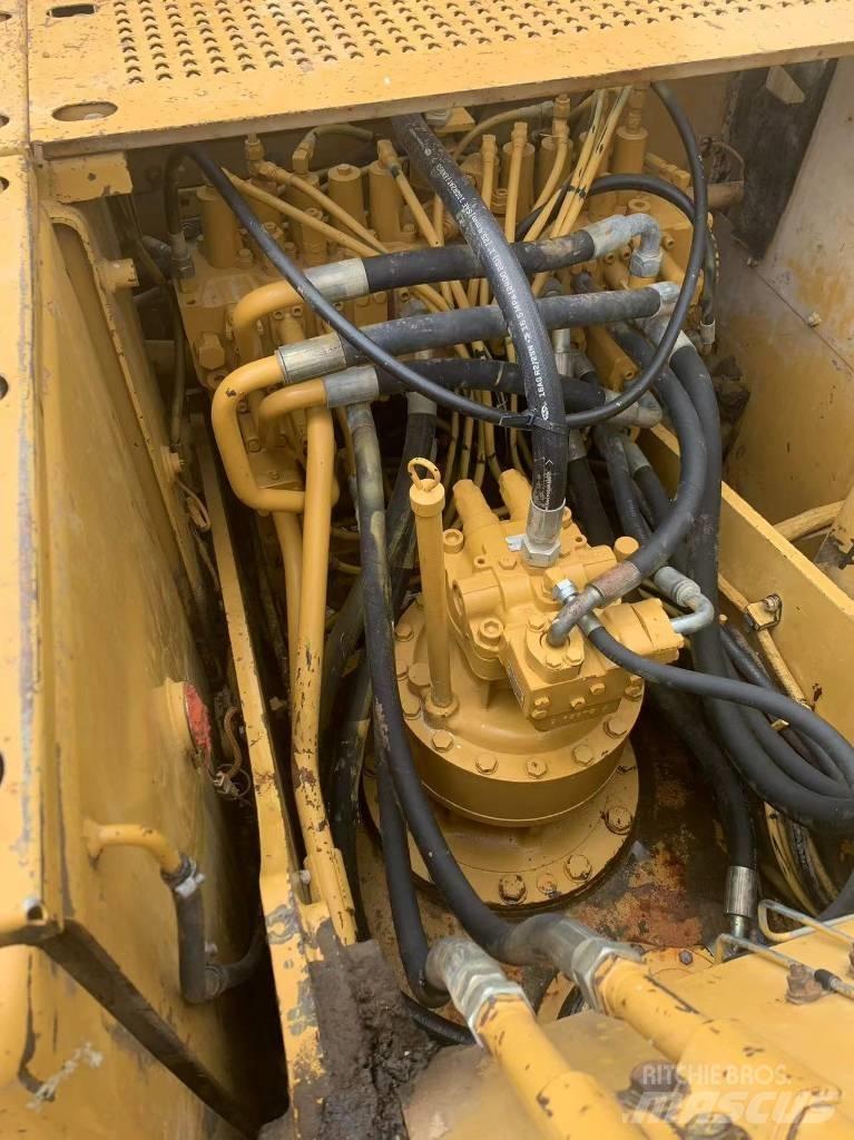 CAT 320 C Rupsgraafmachines
