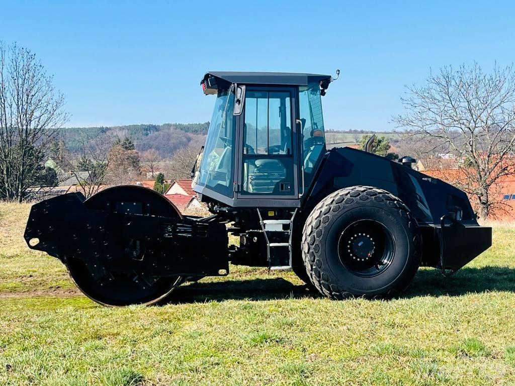 Ammann ARS 110 Trilrolwalsen