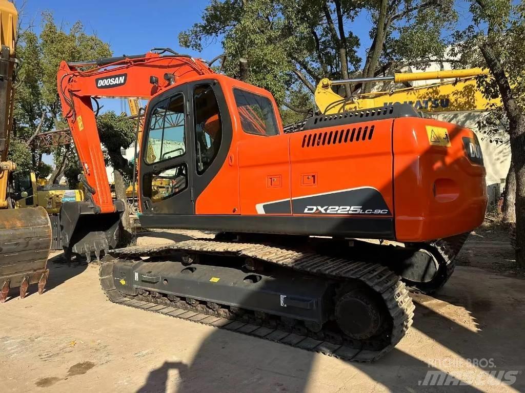 Doosan DX225-9C Rupsgraafmachines