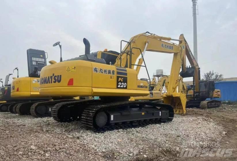 Komatsu 220-8K Rupsgraafmachines