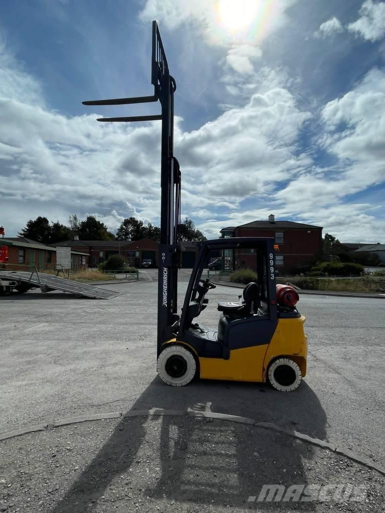 Jungheinrich TFG 320 LPG heftrucks